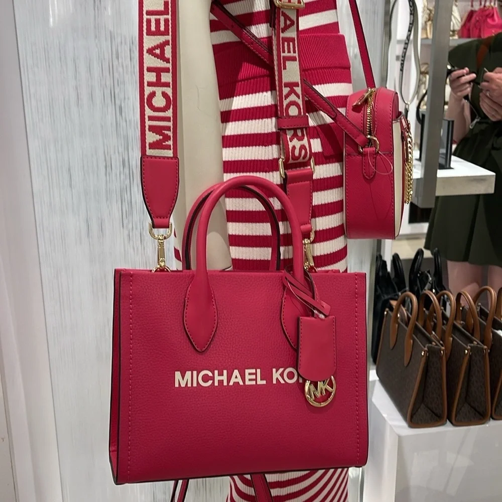 MICHAEL KORS
Mirella Small Pebbled Leather Crossbody Bag Tote 
Electric Pink
NWT - Picture 16 of 16